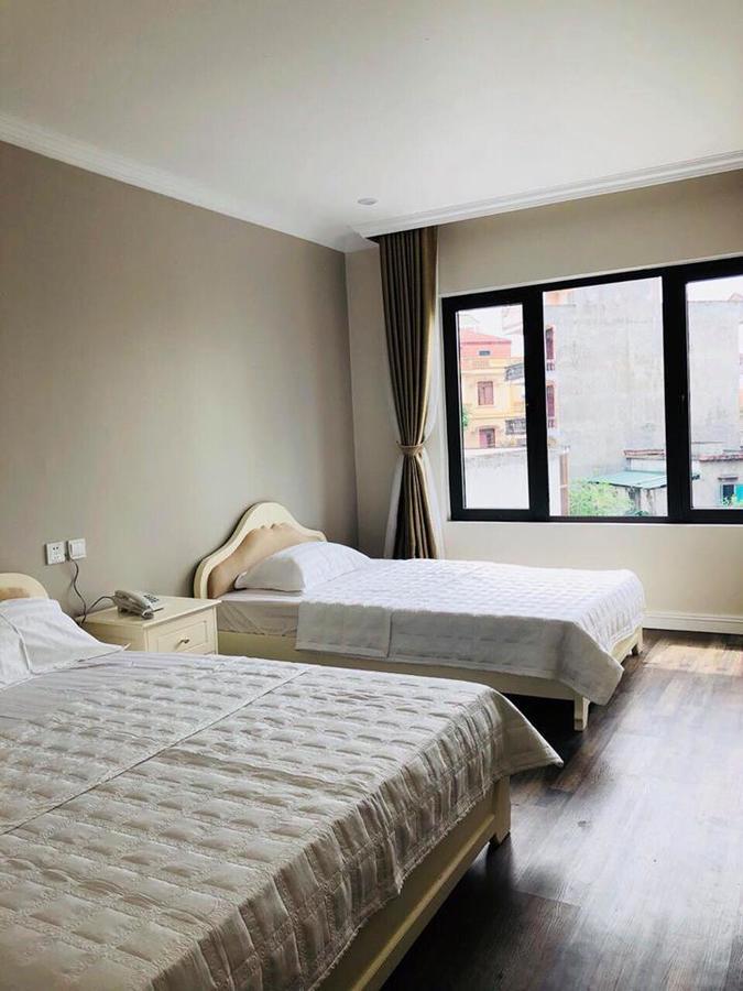 Hotel Ngoc Lan Ha Long Esterno foto