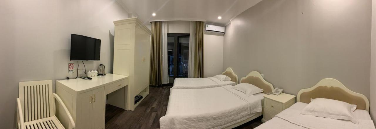 Hotel Ngoc Lan Ha Long Esterno foto