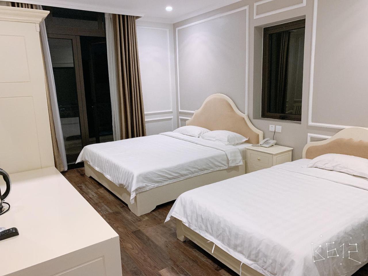 Hotel Ngoc Lan Ha Long Esterno foto